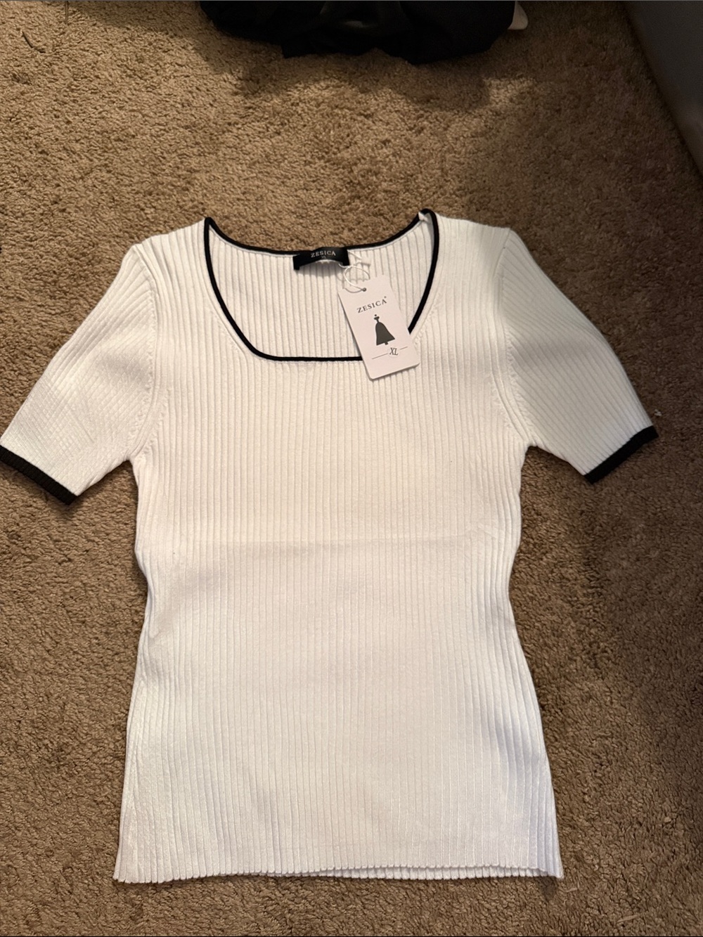 Zesica White Ribbed Short-Sleeve Top with Black Trim